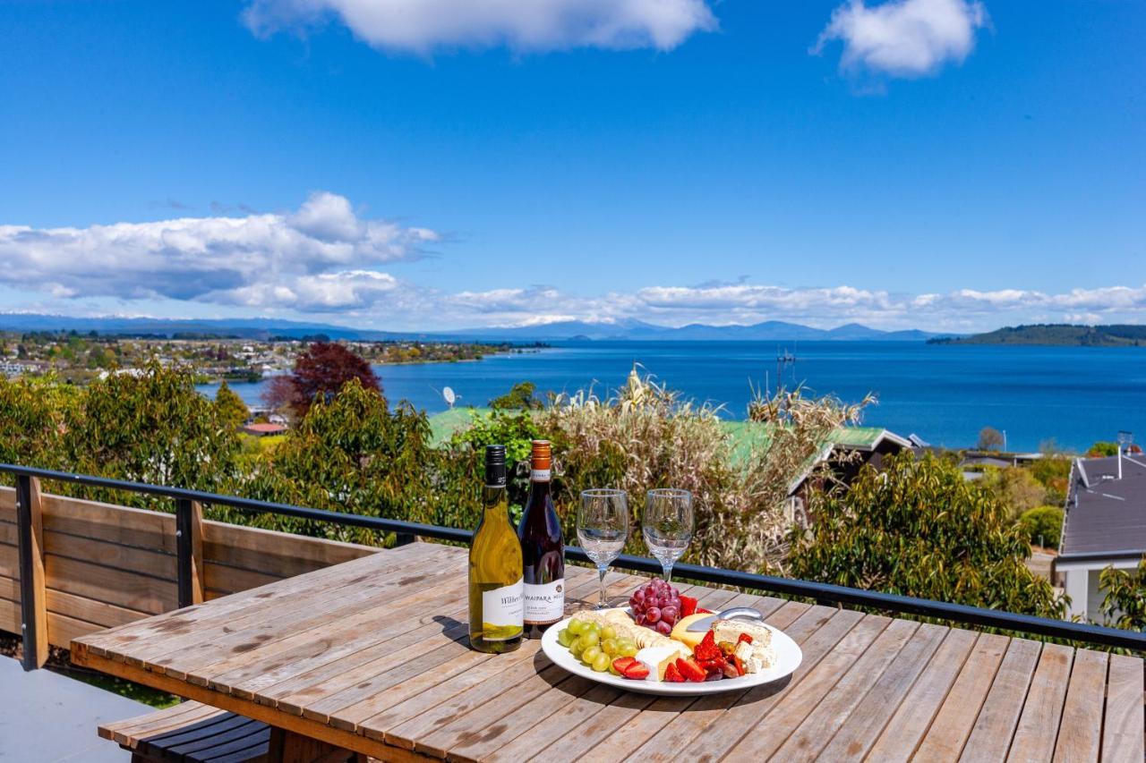 Lakeview Lookout Taupo Eksteriør billede